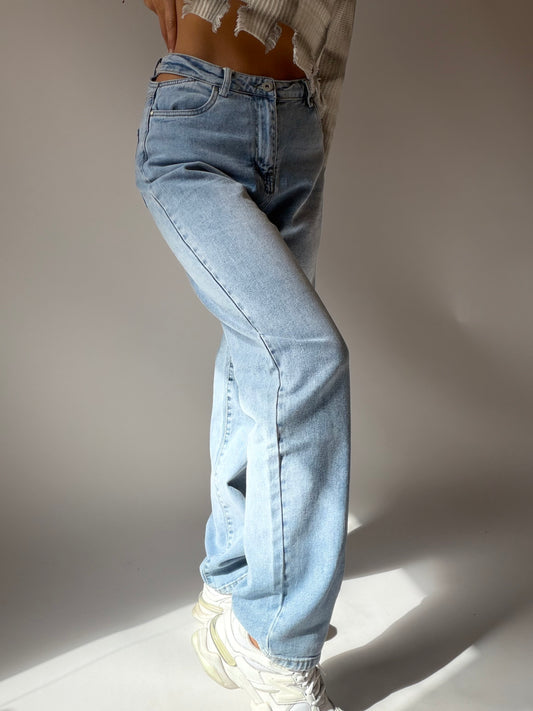 Wide-leg jeans