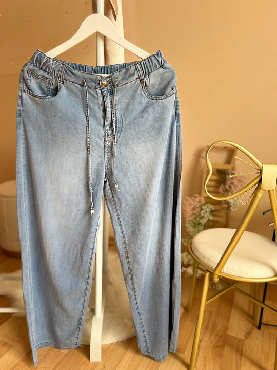 Women's Plus Size Jeans