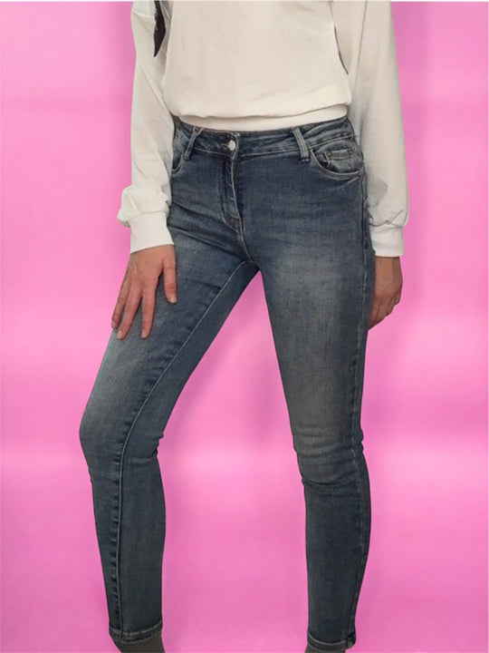 Skinny jeans