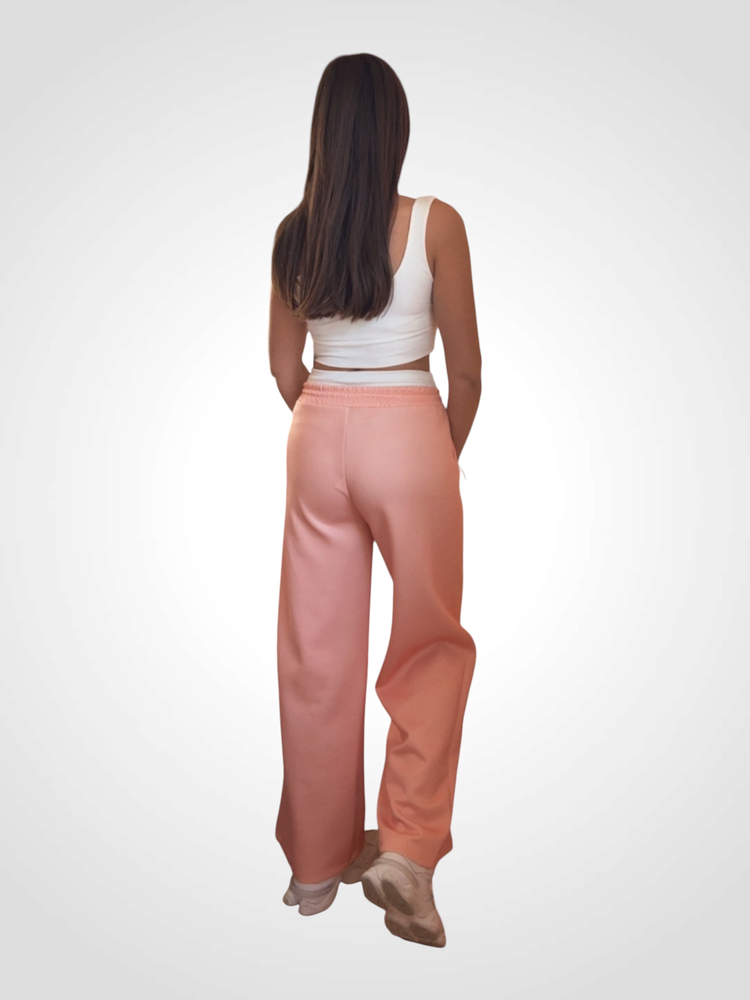 Спортно-елегантен Сет - ,,Blush Comfort''