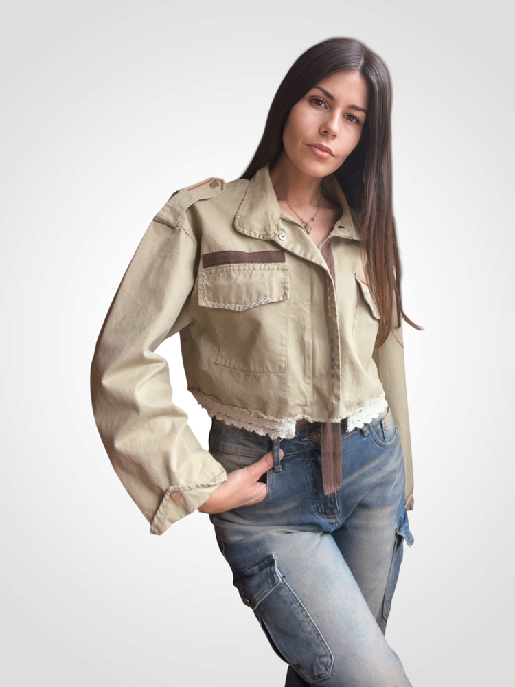 Яке ,,Urban Stitch''