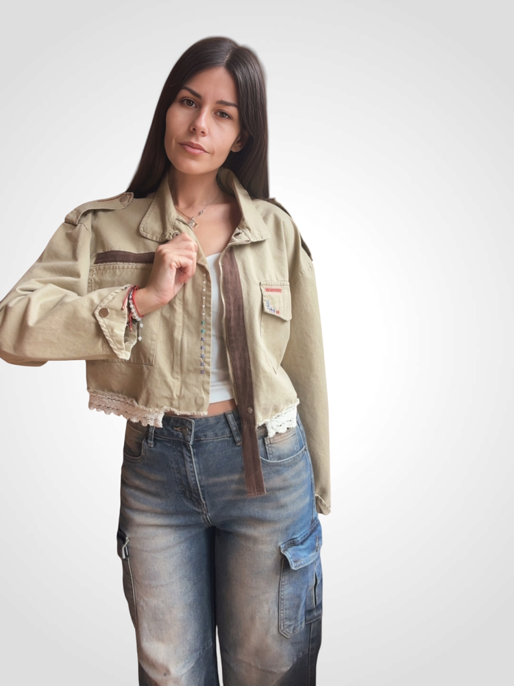 Яке ,,Urban Stitch''