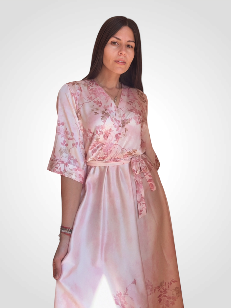 Сатенена Рокля ,,Blossom''
