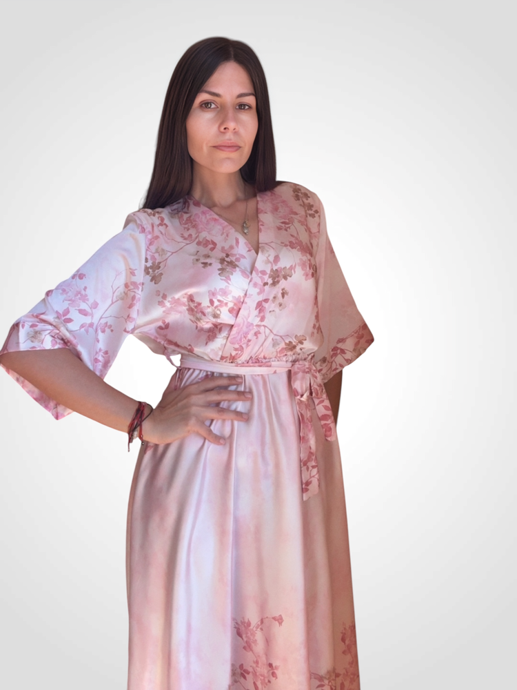 Сатенена Рокля ,,Blossom''