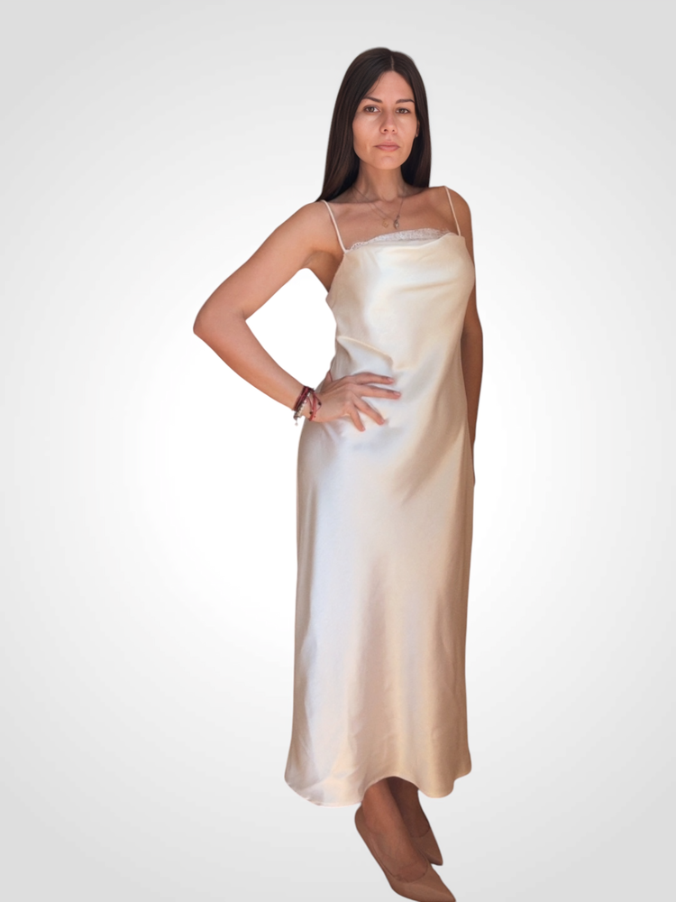 Дълга Рокля ,,Lace Satin Dream''
