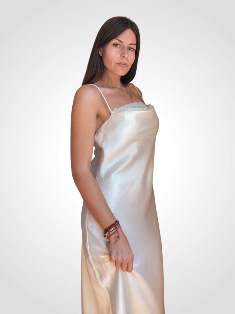 Дълга Рокля ,,Lace Satin Dream''