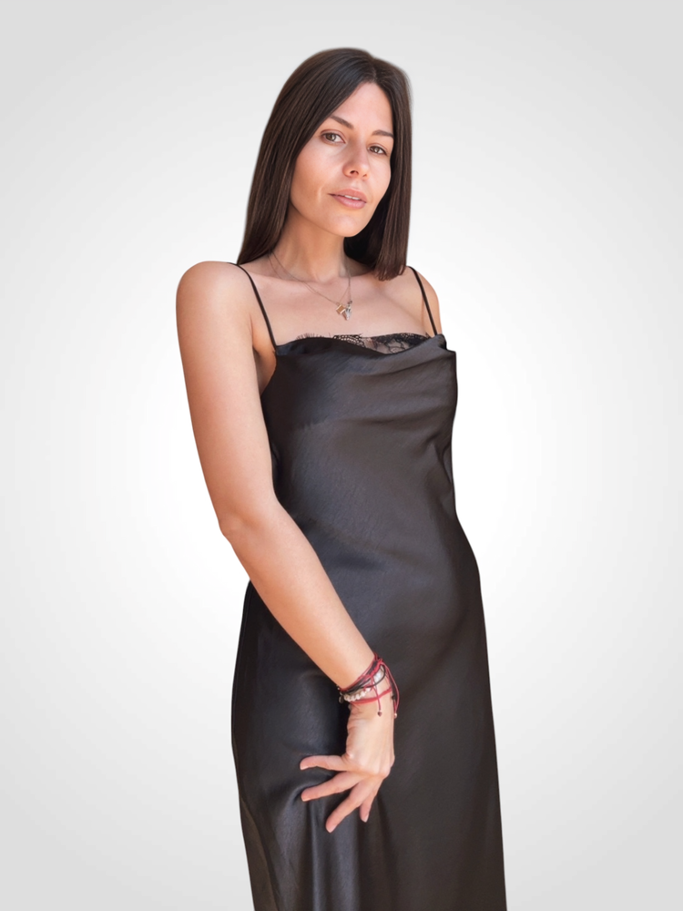 Дълга Рокля ,,Lace Satin Dream''