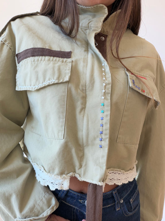 Яке ,,Urban Stitch''