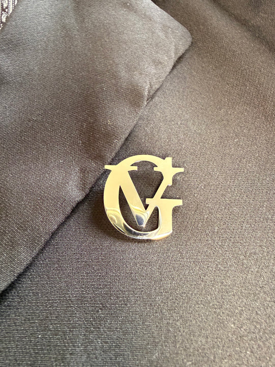 Луксозна брошка Gvipstyle Monogram GV
