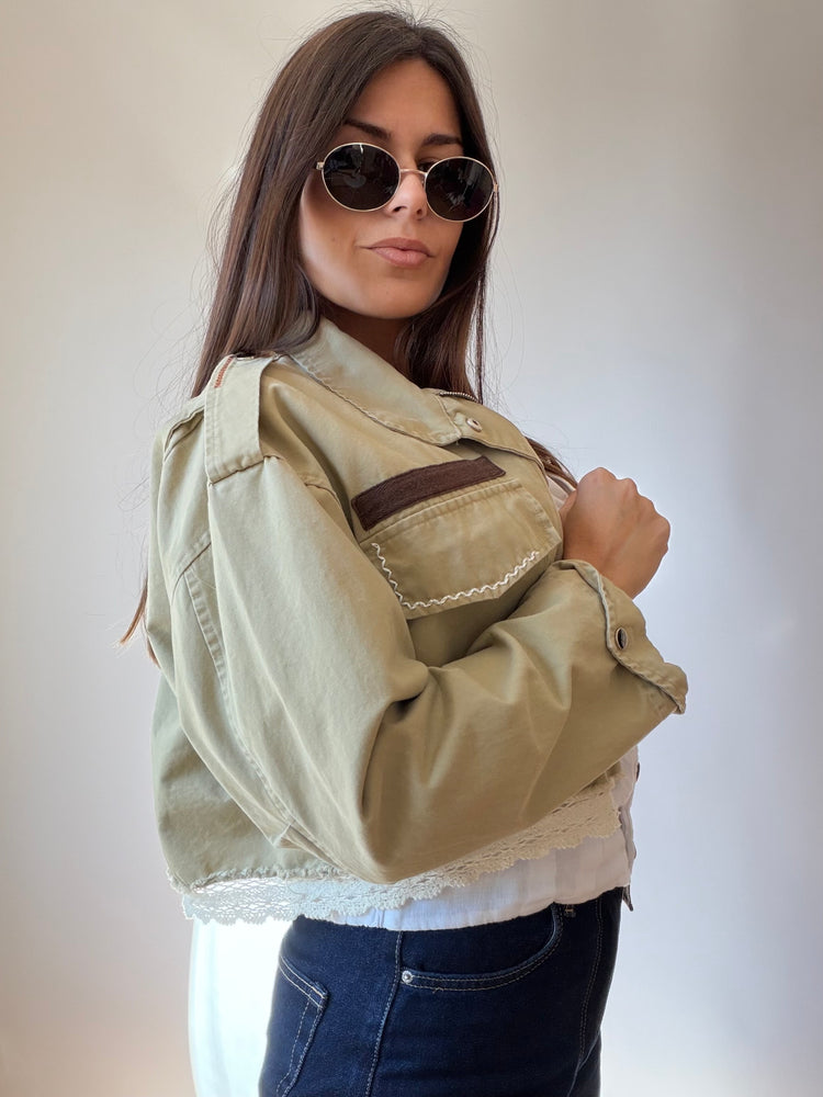 Яке ,,Urban Stitch''