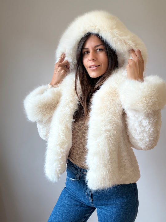 WHITE DOWN JACKET