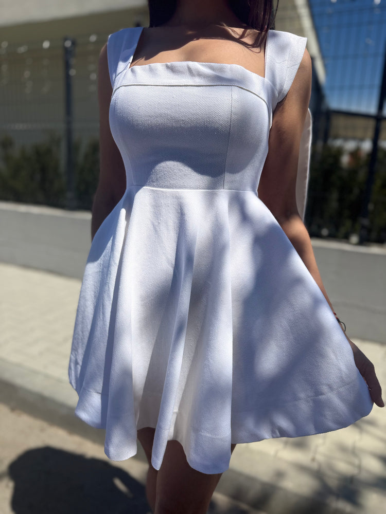 Рокля ,,Pure Elegance''