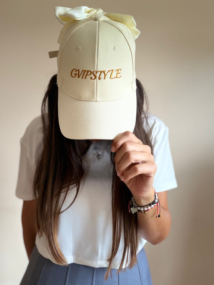 Шапка с Панделка- ,,GVIPSTYLE''