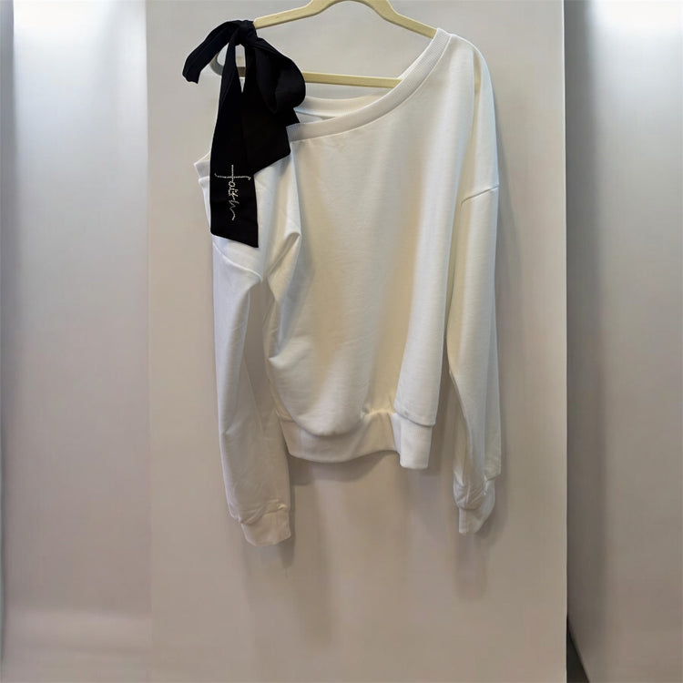 Блуза с панделка