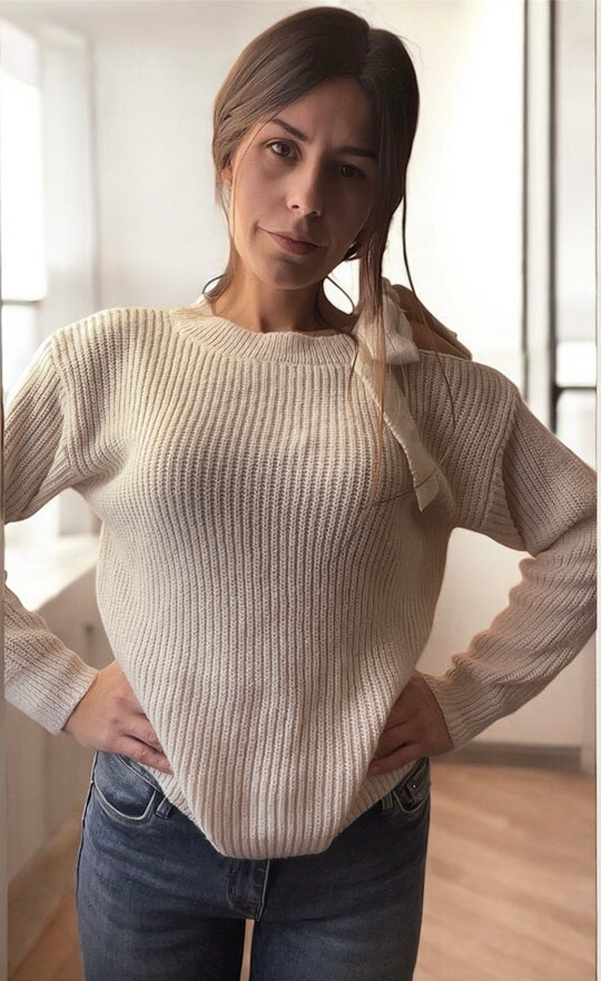 Плетен пуловер