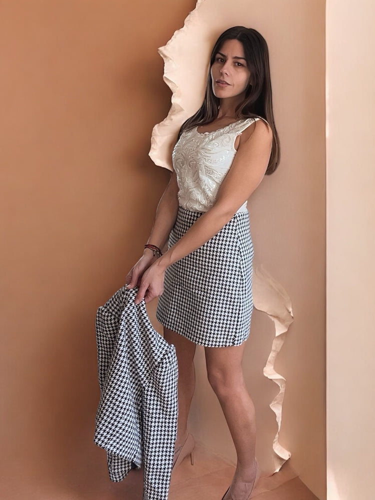 Сет Пола и Сако